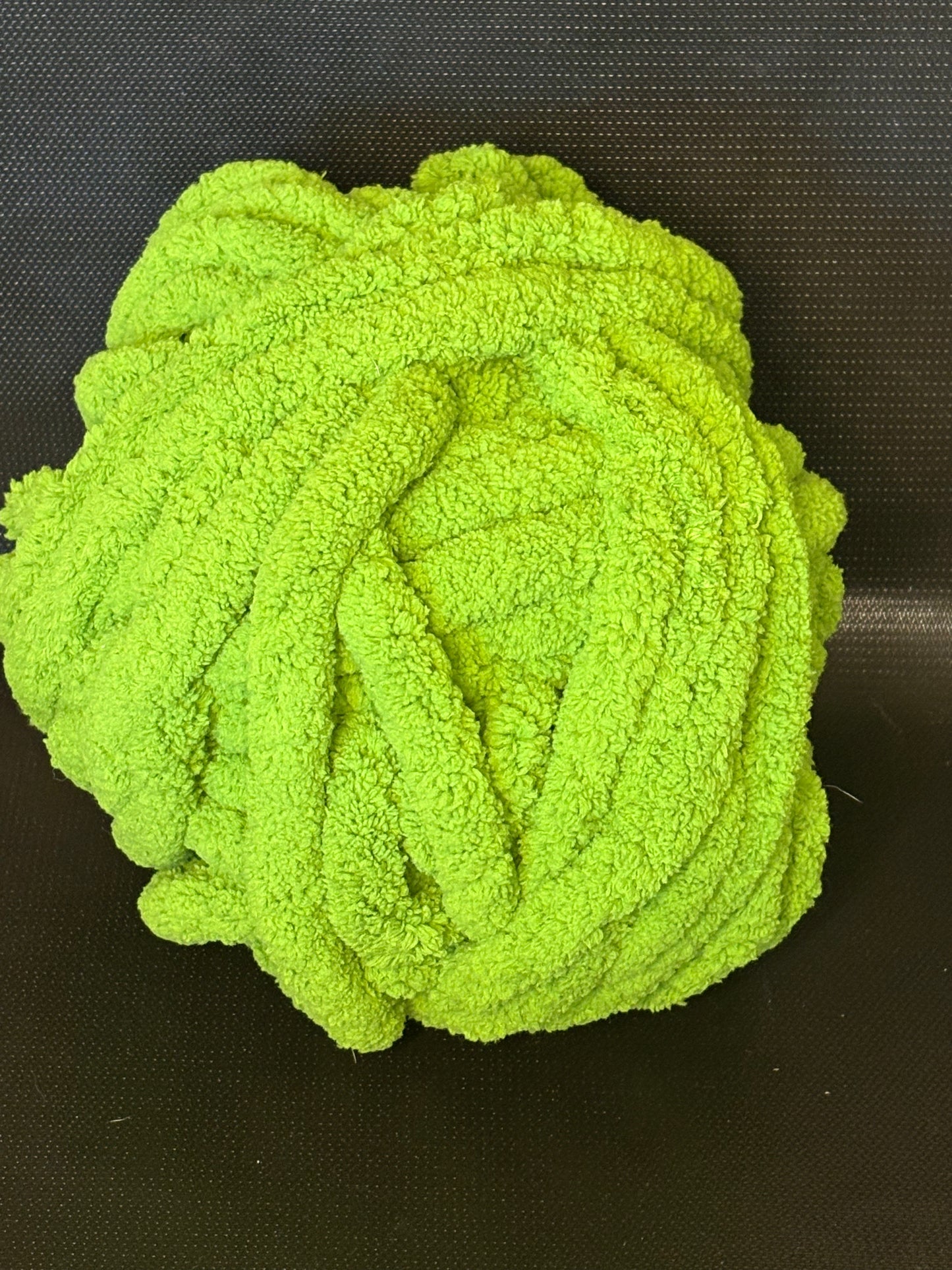 Super Bulky Chenille Yarn - Mean Green
