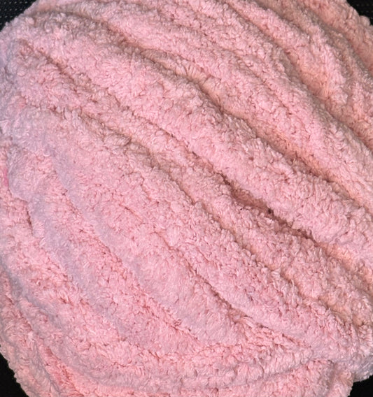 Super Bulky Chenille Yarn - Peachy Provocator